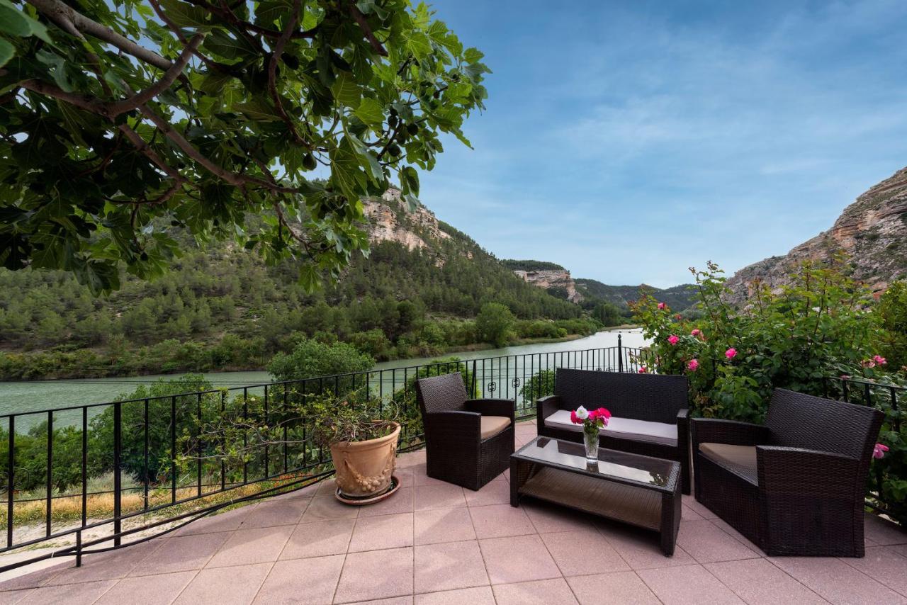 Country house Alcala Del Jucar, Rio Tranquilo 1 -piscina Privada- Tolosa (Castilla-La Mancha)